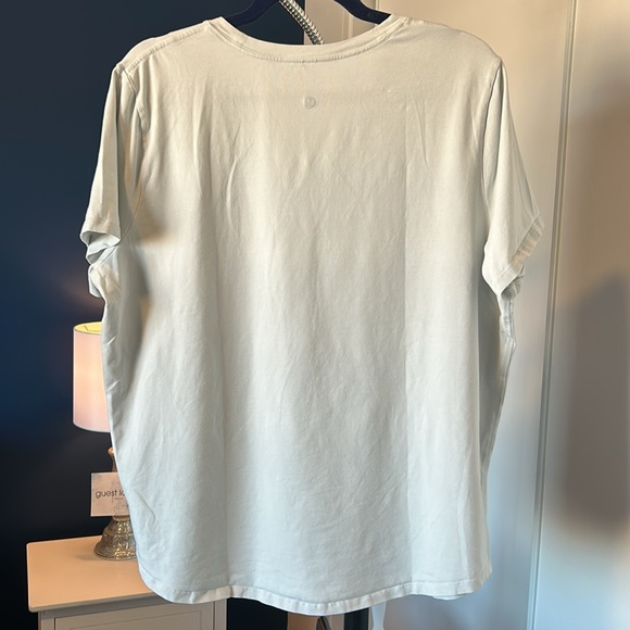 Lululemon Love Tee - Picture 2 of 3